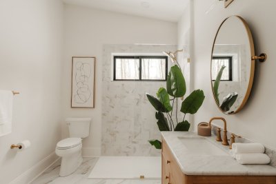 Terrazzo, visgraat en mozaïek veroveren de badkamer